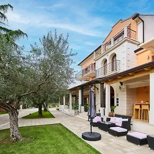 Dobravac Wine Estate 3* Rovinj