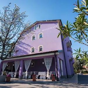 4* Otel Sandi - Free Parking